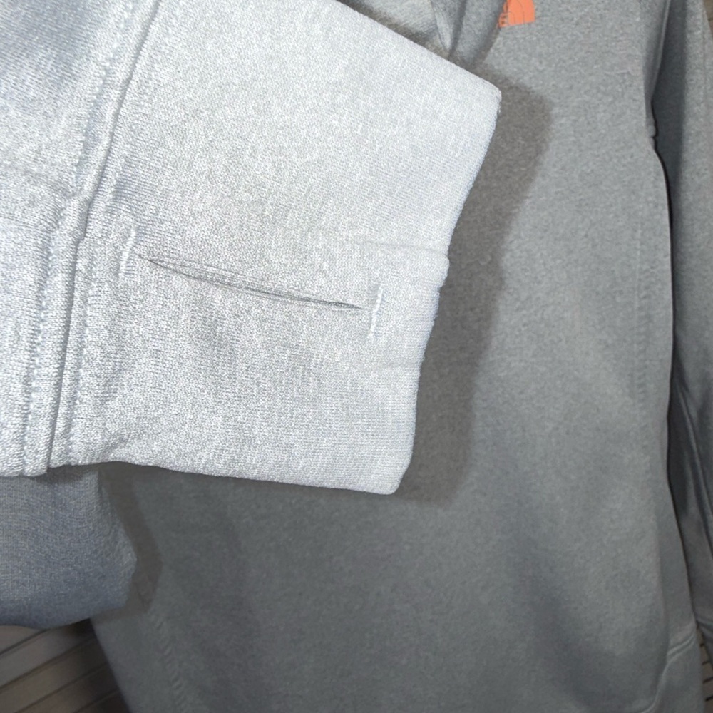 ✨Like New✨ The North Face Women's Gray Hoodie with Orange Accents - Picture 4 of 4